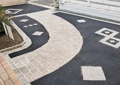 photo de réalisation de pose d'enrobé et de pavés à Valenciennes