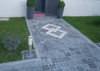 Entrée en pavé béton