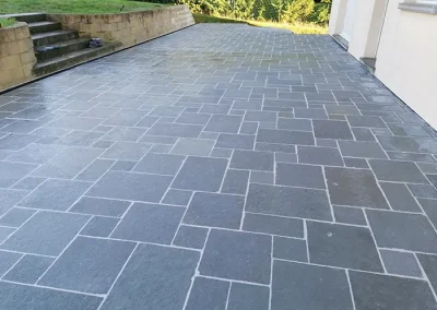 Photo terrasse en dalle pierre création de SG Aménagement à Cambrai - Valenciennes